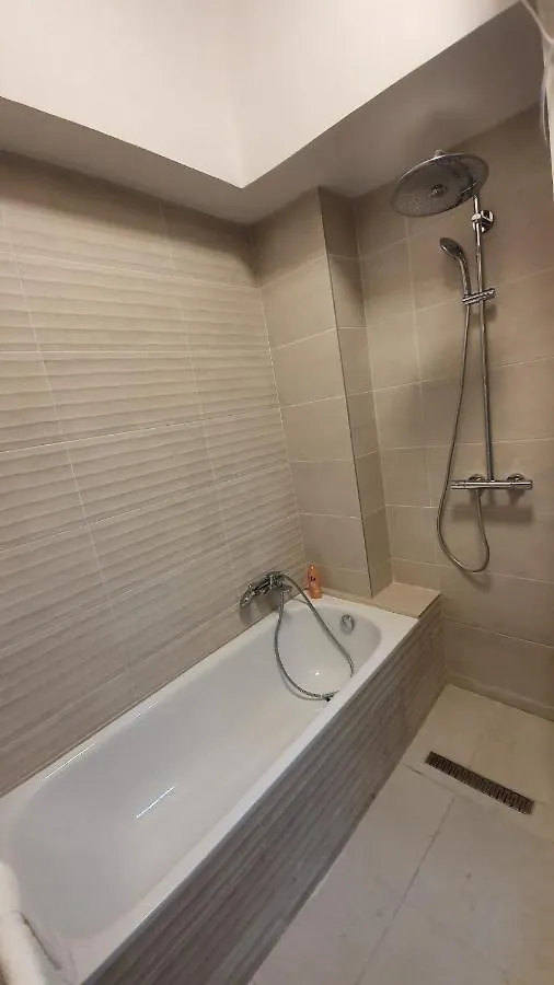 Modern Parkside Garden View Apartment 부다페스트 헝가리